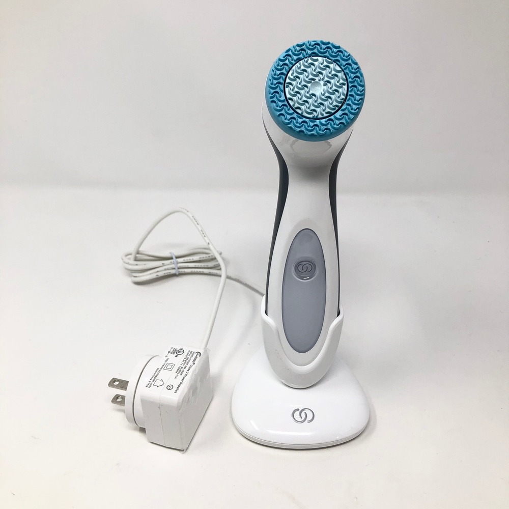 Nu Skin ageLOC LumiSpa Facial Cleansing Device White Blue with Charging Base